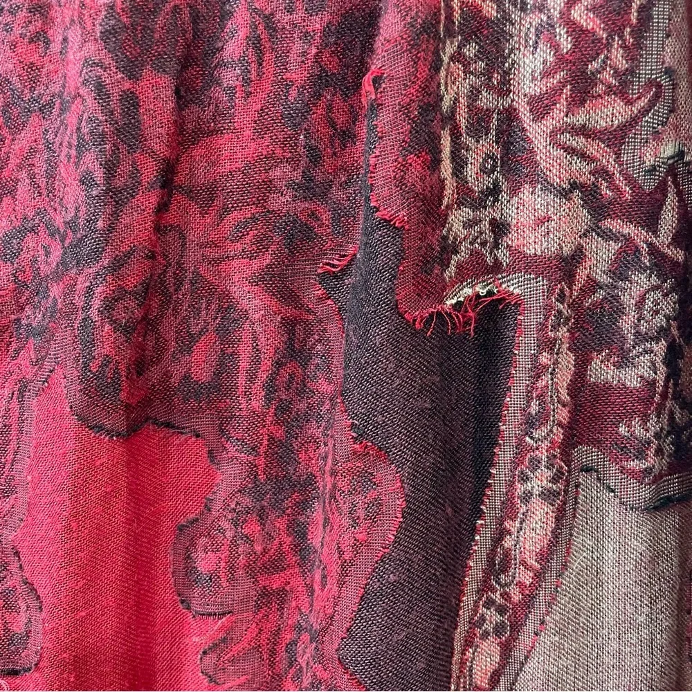 Red / Burgundy Wrap